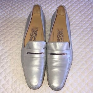 Vintage Salvatore Ferragamo silver bar leather loafers